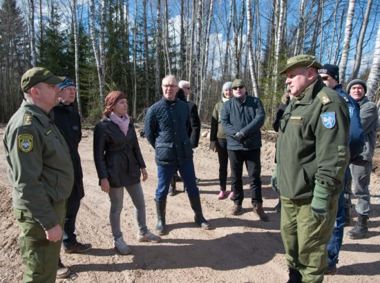 Komisjoni väljasõiduistung Nursipalusse